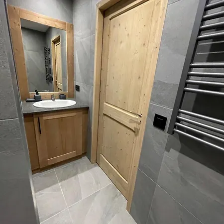 Apartment Le Manaka - De Standing Spacieux Pour 10 Personnes Mae-0221