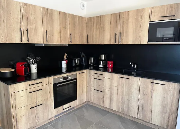 Le Manaka - De Standing Spacieux Pour 10 Personnes Mae-0221